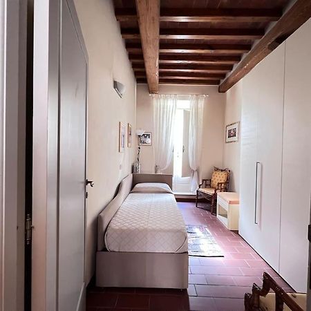 Casa Tommaso Apartment Лука Екстериор снимка