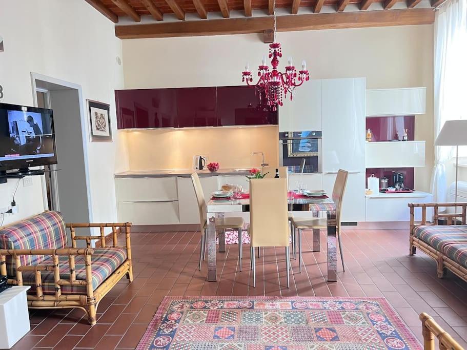 Casa Tommaso Apartment Лука Екстериор снимка